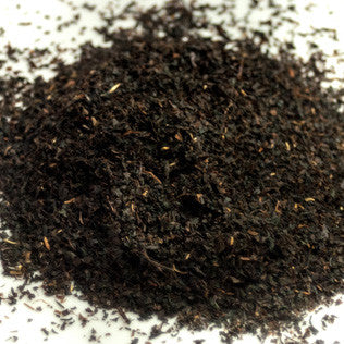Australian Premium Black - Blue Mountains Tea Co, a close up of alternate tea leaf position to show the cut of the tea.